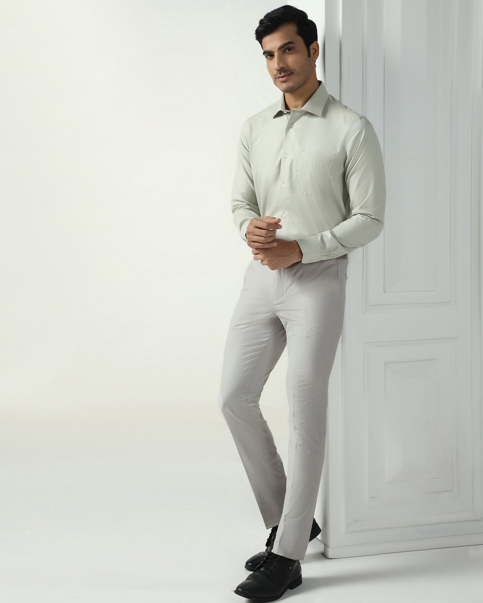Light Grey Textured Trouser - Chivas