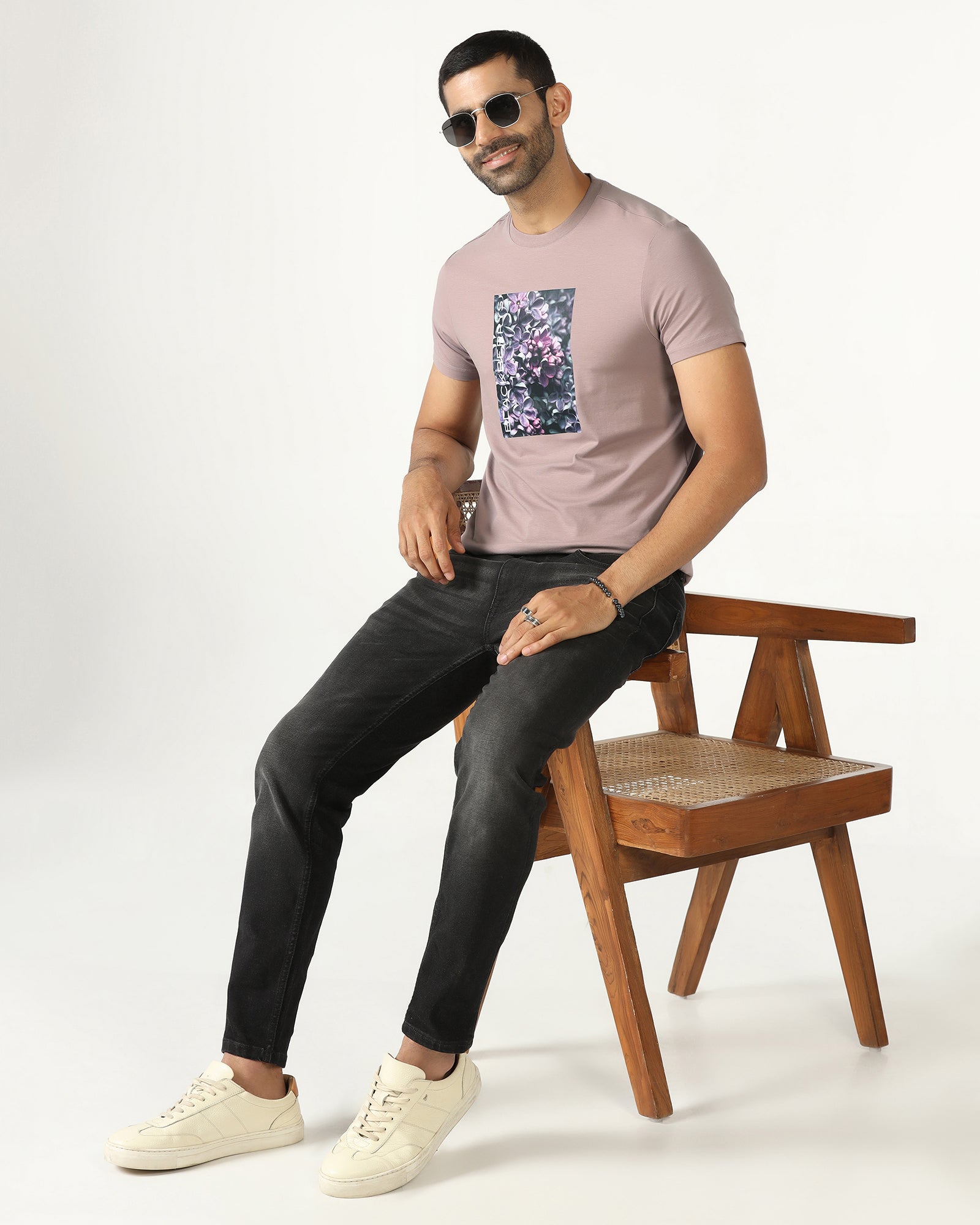 Mauve Crew Neck Solid T-Shirt - Dalon