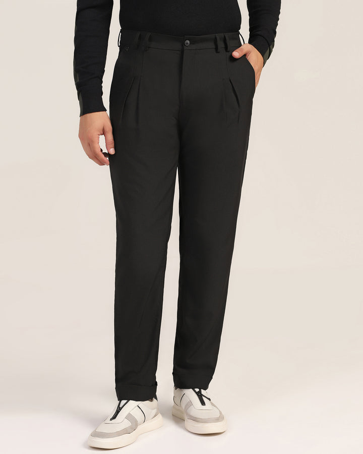 Sneaker Fit Black Solid Pant - Black