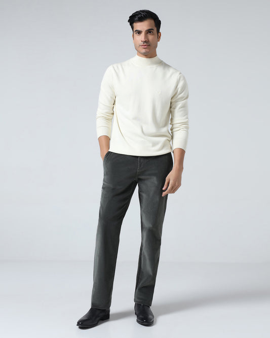 Olive Corduroy Solid Khakis - Magne