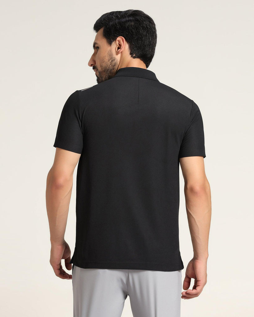 TechPro Polo Black Solid T-Shirt - Walker