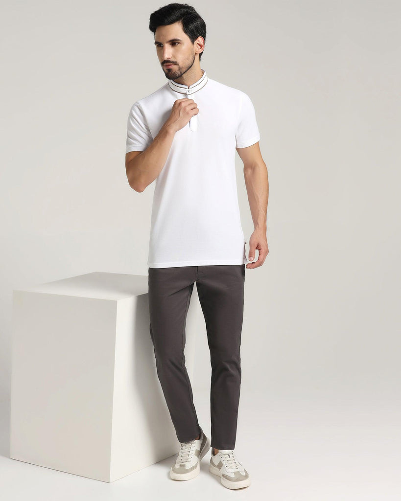 Mandarin Collar White Solid T-Shirt - Mortal