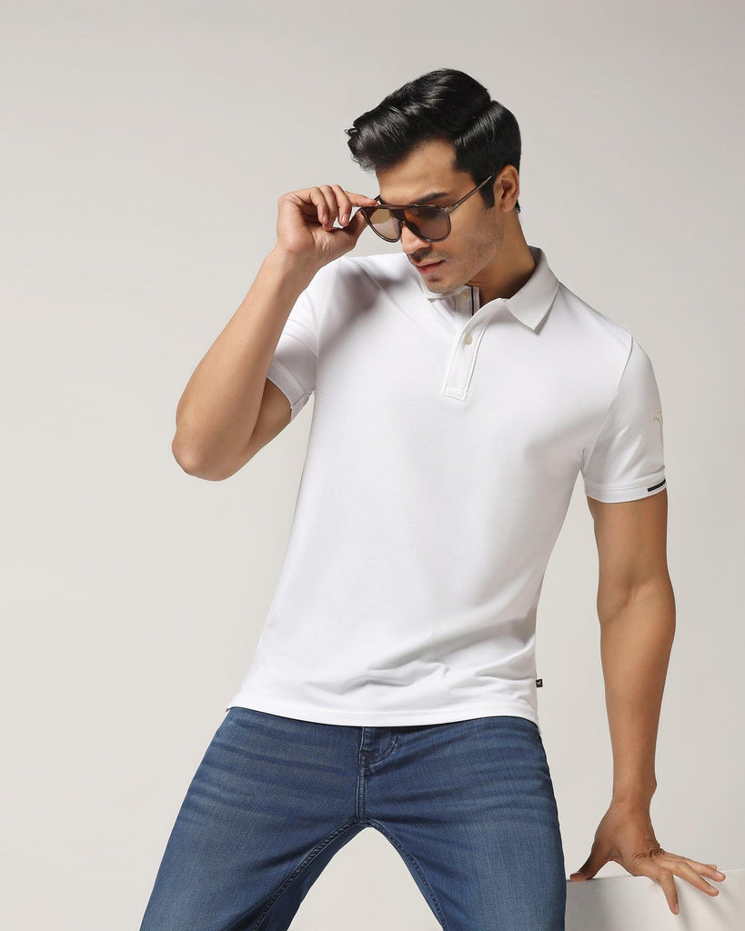 Polo White Solid T-Shirt - Carrington