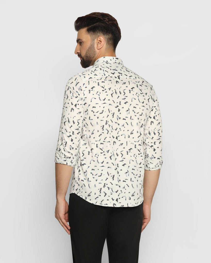 Casual White Printed Shirt - Maze