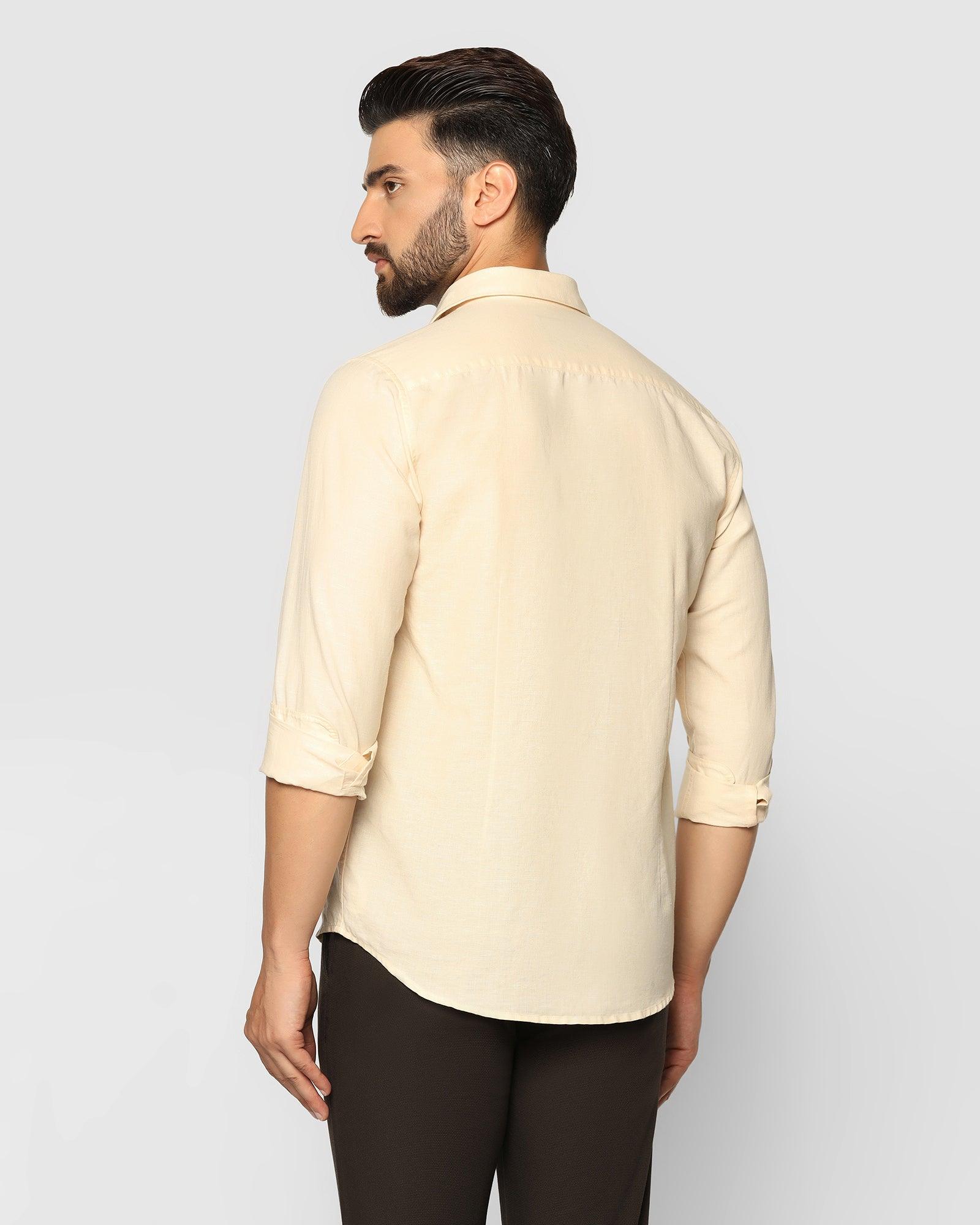 Casual Shirt In Beige (Lang) - Blackberrys