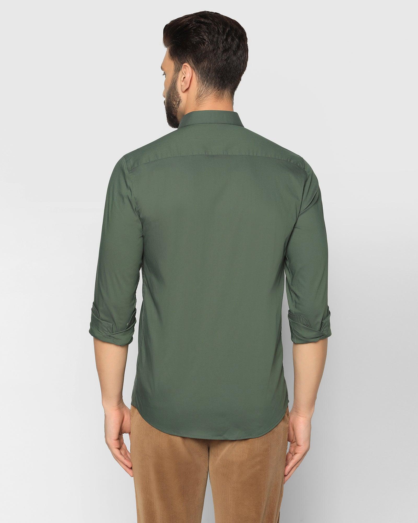 Casual Green Solid Shirt - Maker
