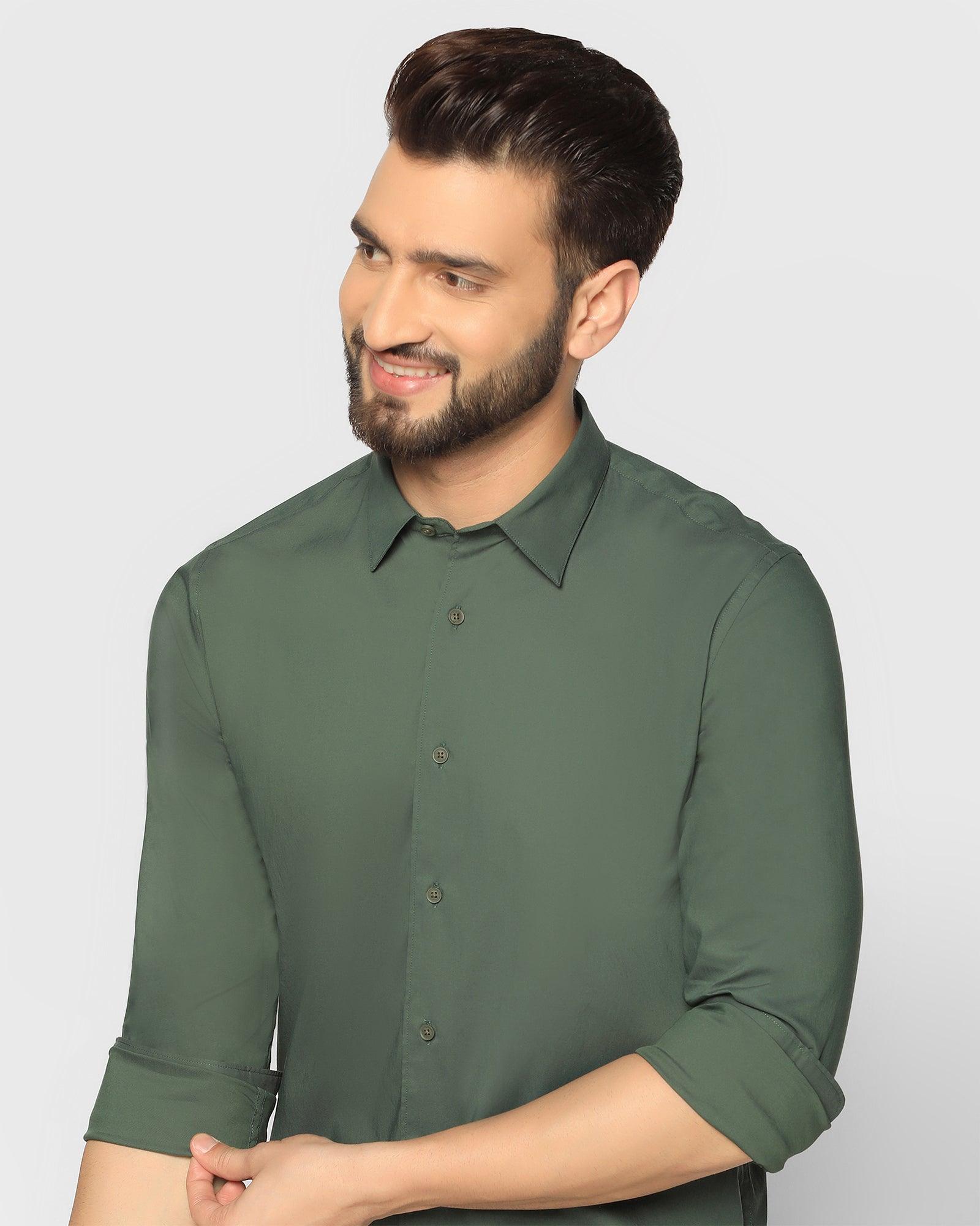 Casual Green Solid Shirt - Maker