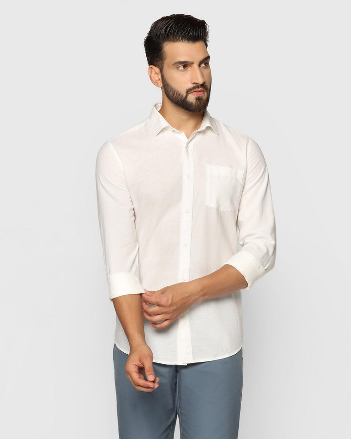 Casual White Solid Shirt - Lang