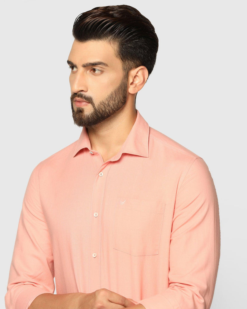 Casual Peach Solid Shirt - Lang