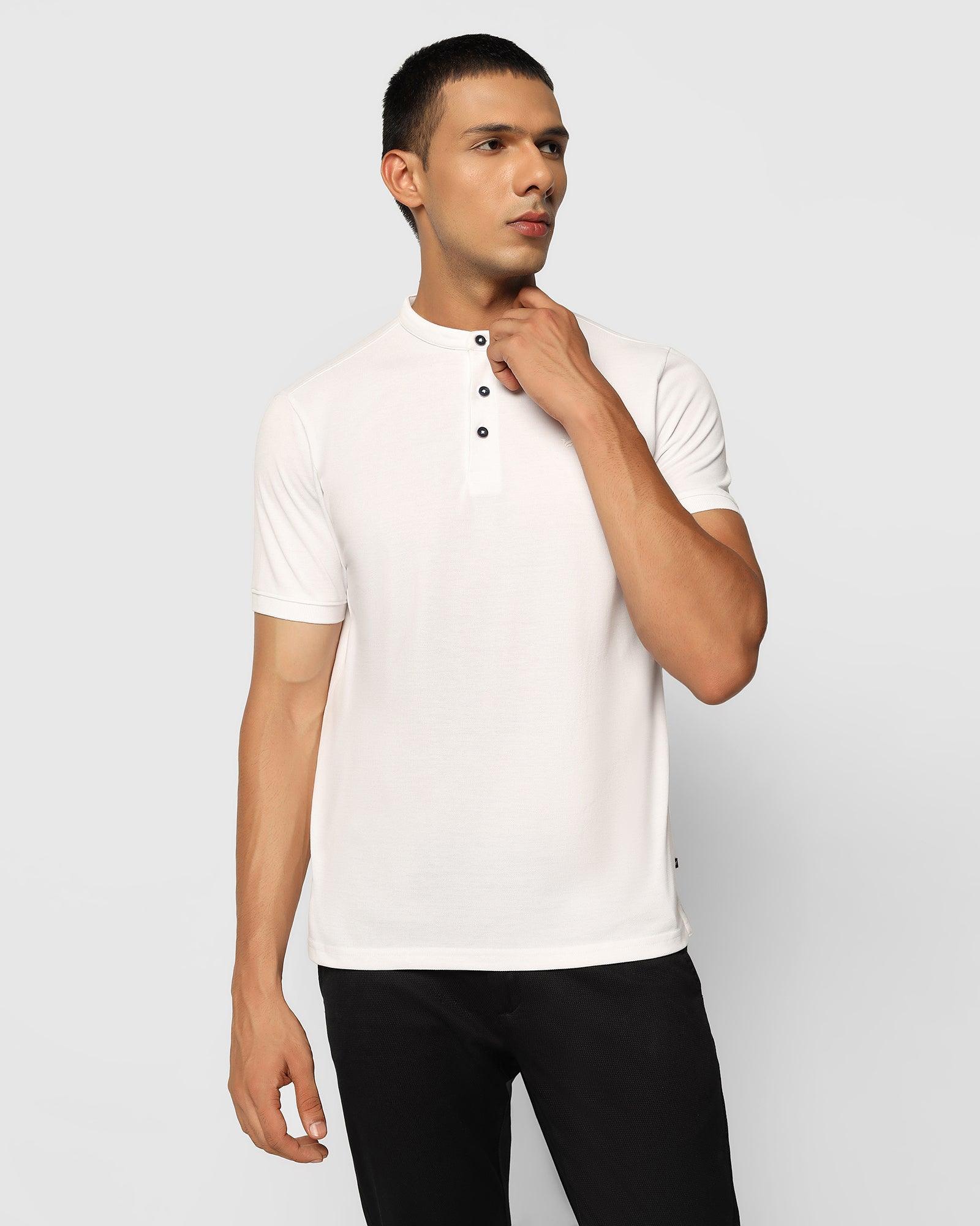 Henley Collar White Solid T-Shirt - Kell