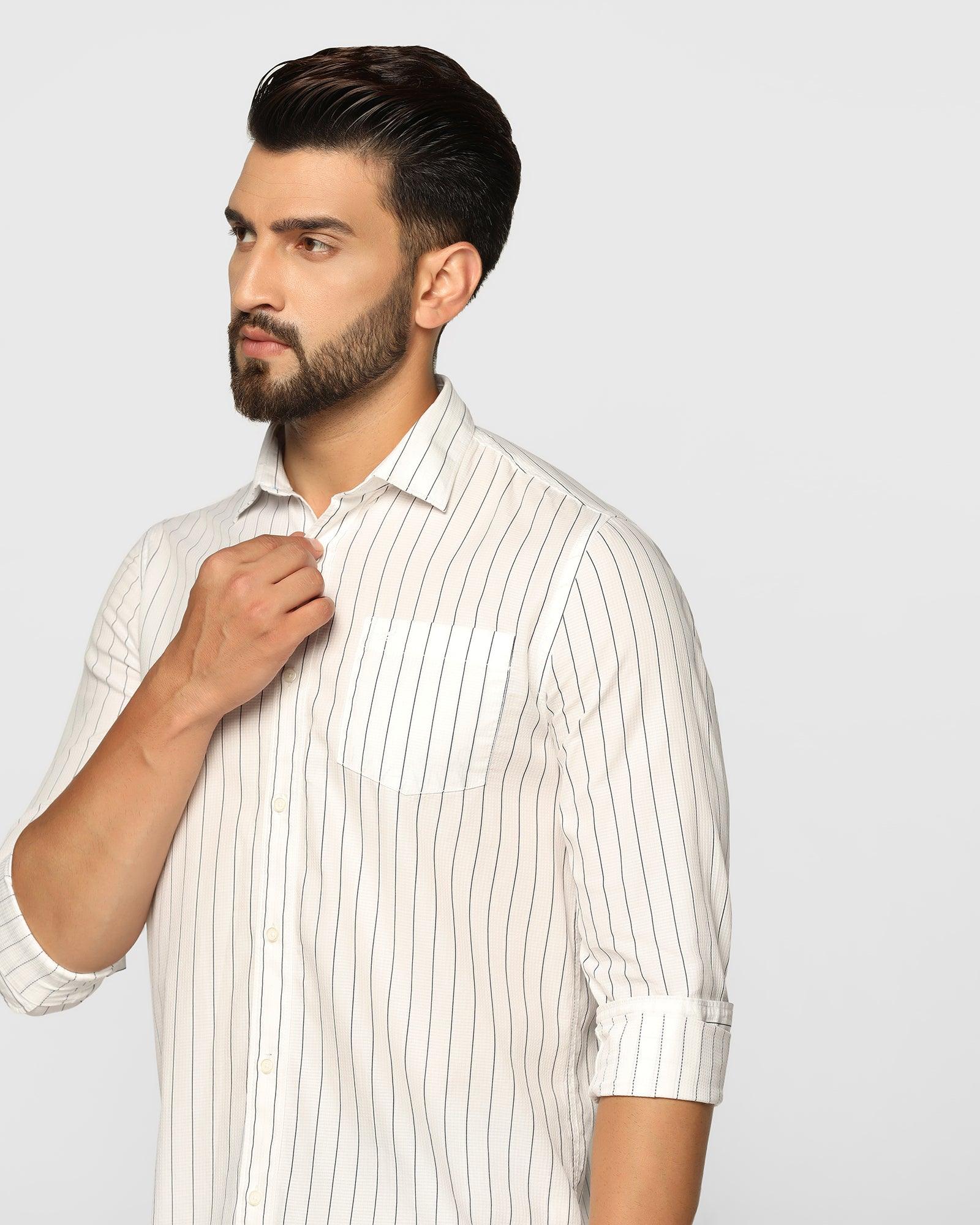 Stripe Casual Shirt In White (Congo) - Blackberrys