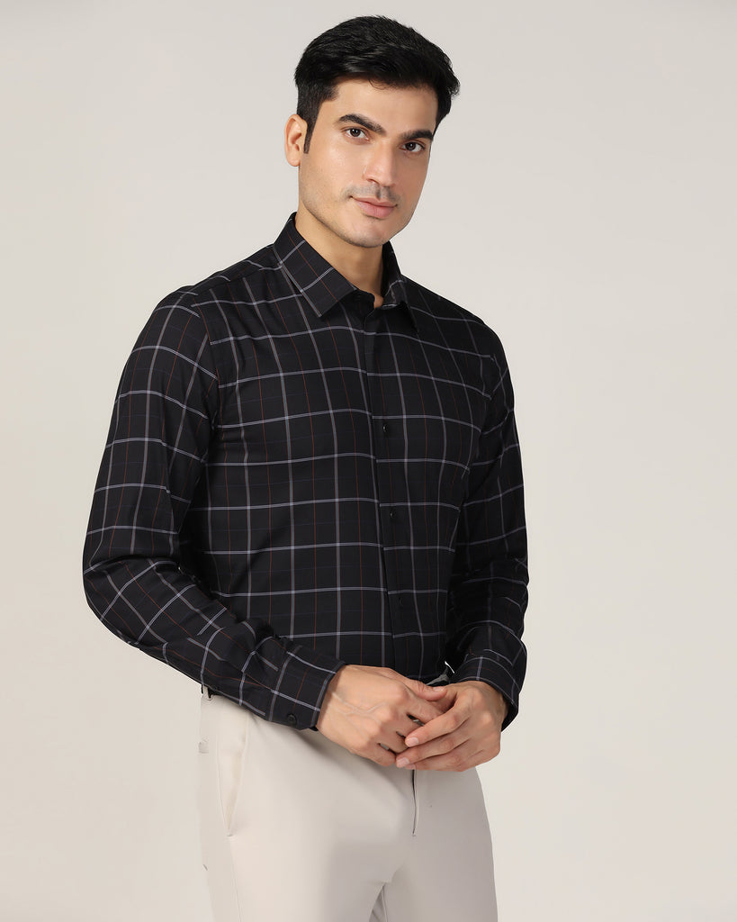 TechPro Formal Black Check Shirt - Pulse