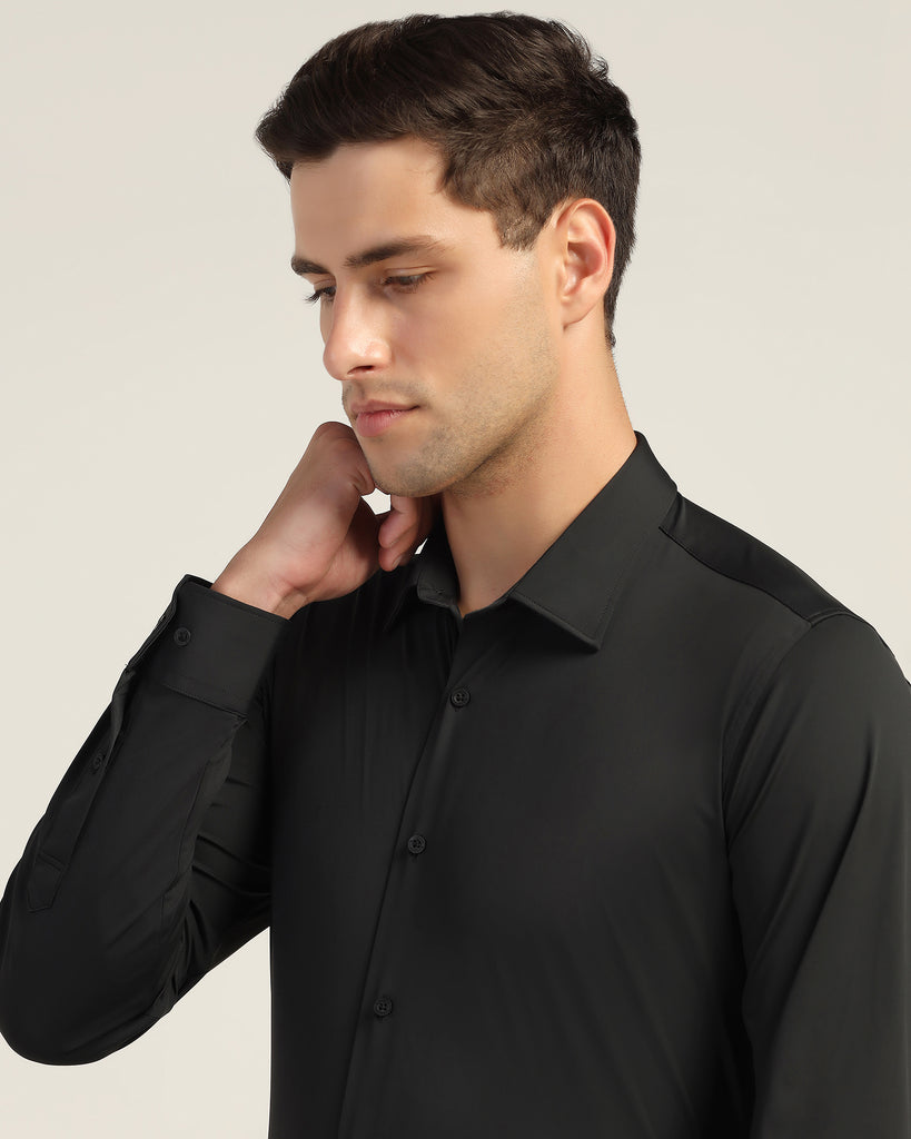 TechPro Formal Black Solid Shirt - Zabka