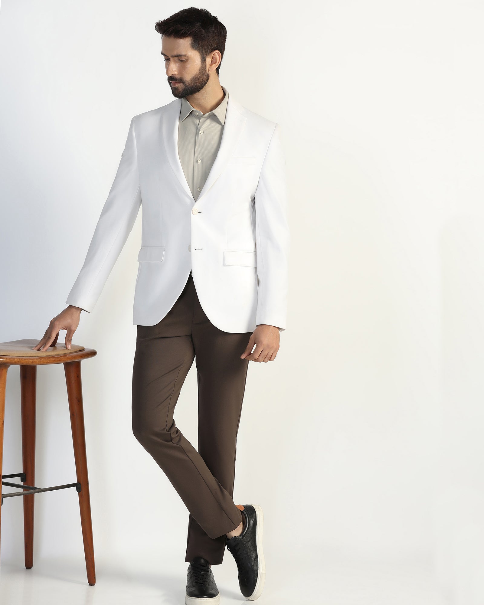 TechPro Formal White Solid Blazer - Explore