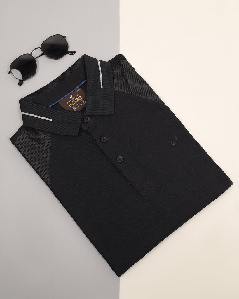 TechPro Polo Black Solid T-Shirt - Weber