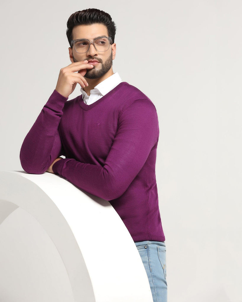 V-Neck Purple Solid Sweater - Rosin