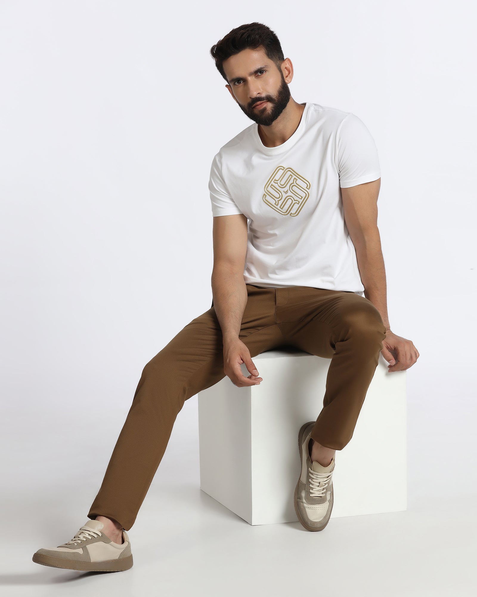 White Crew Neck Textured T-Shirt - Crown