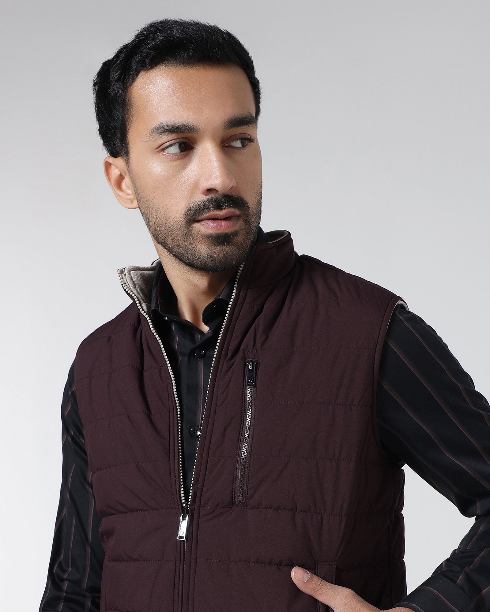 Wine Reversible Solid Zipper Jacket - Zietro