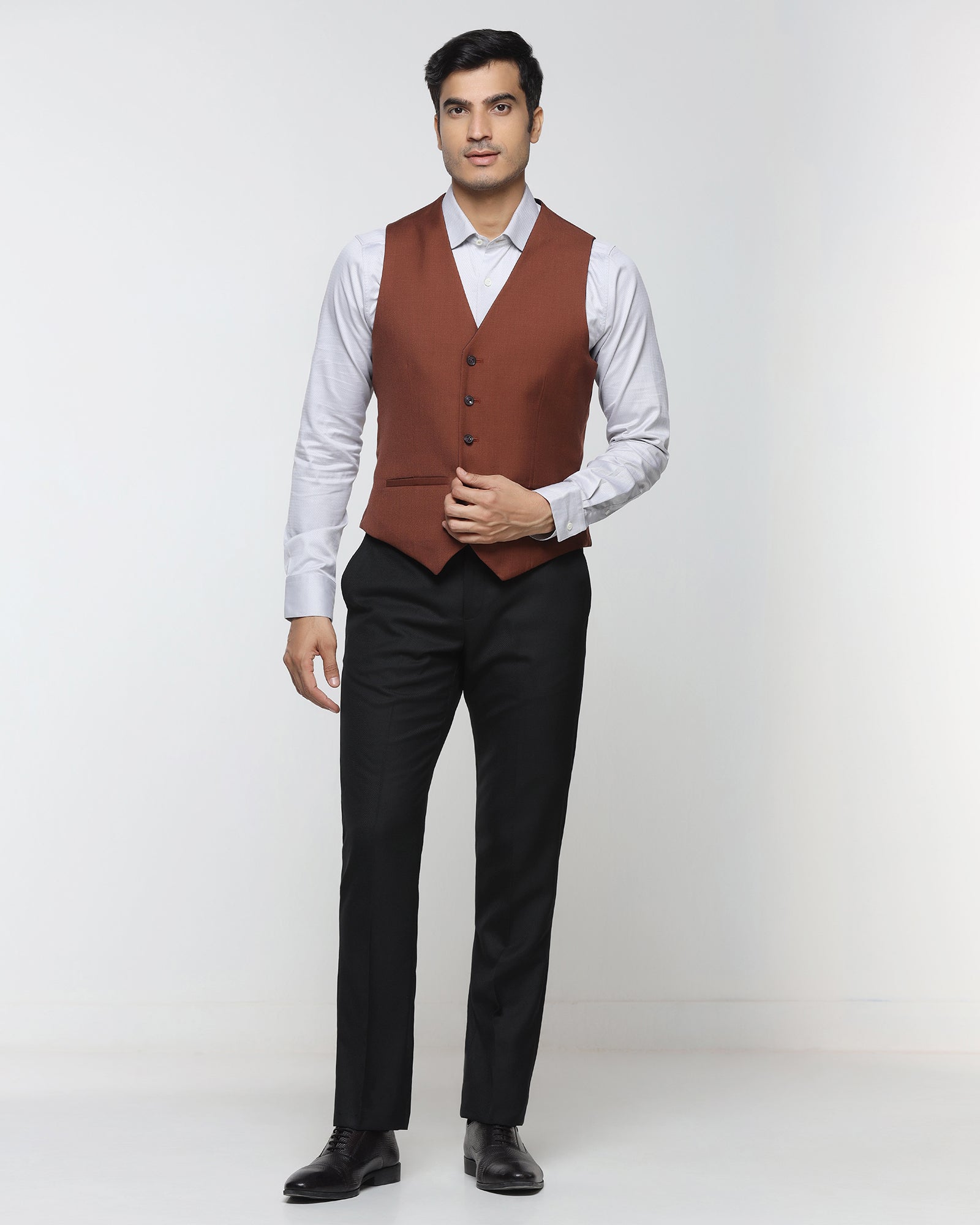 Wine V-Neck Solid Waistcoat - Oslo