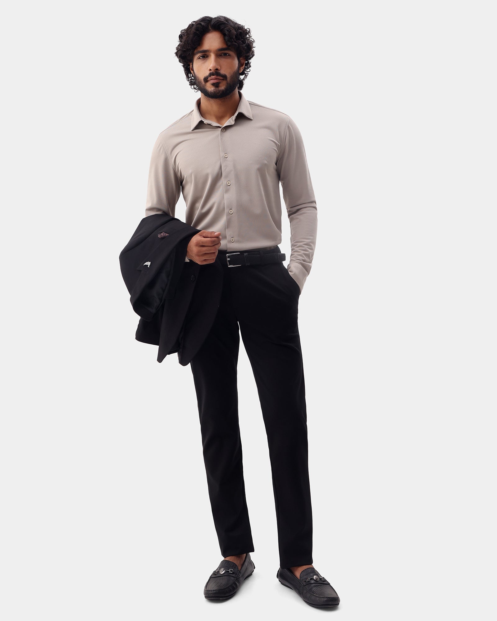 Must Haves Black Solid Khakis - Ziea