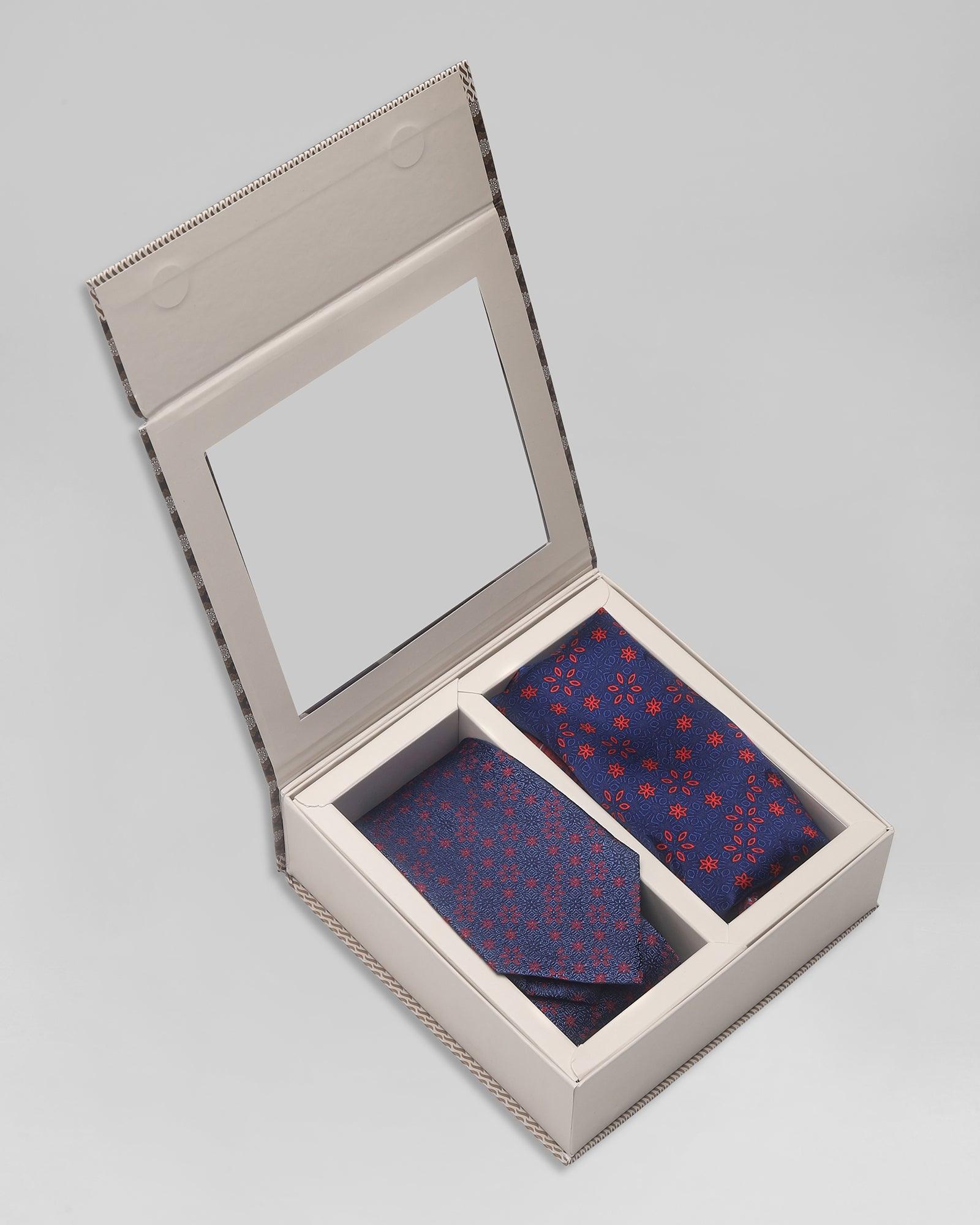 Boxed Combo Textured Tie And Pocket Square In Navy - Queetzel