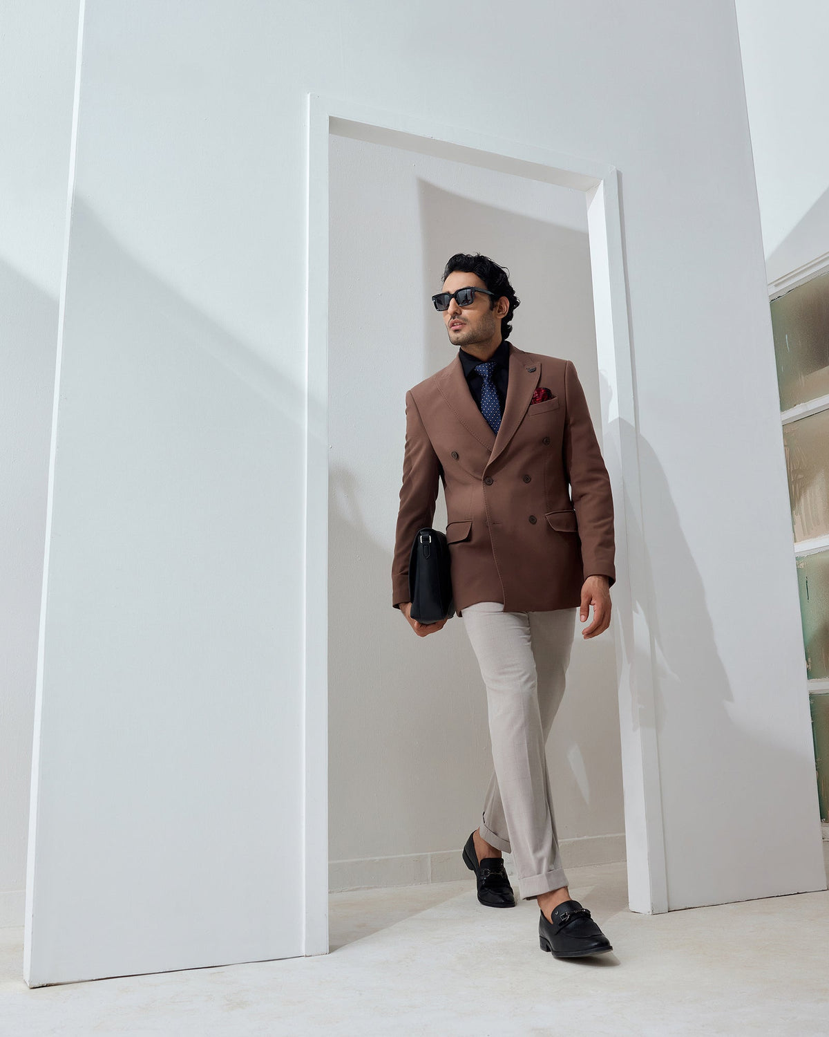 Brown Solid Blazer - Zemo