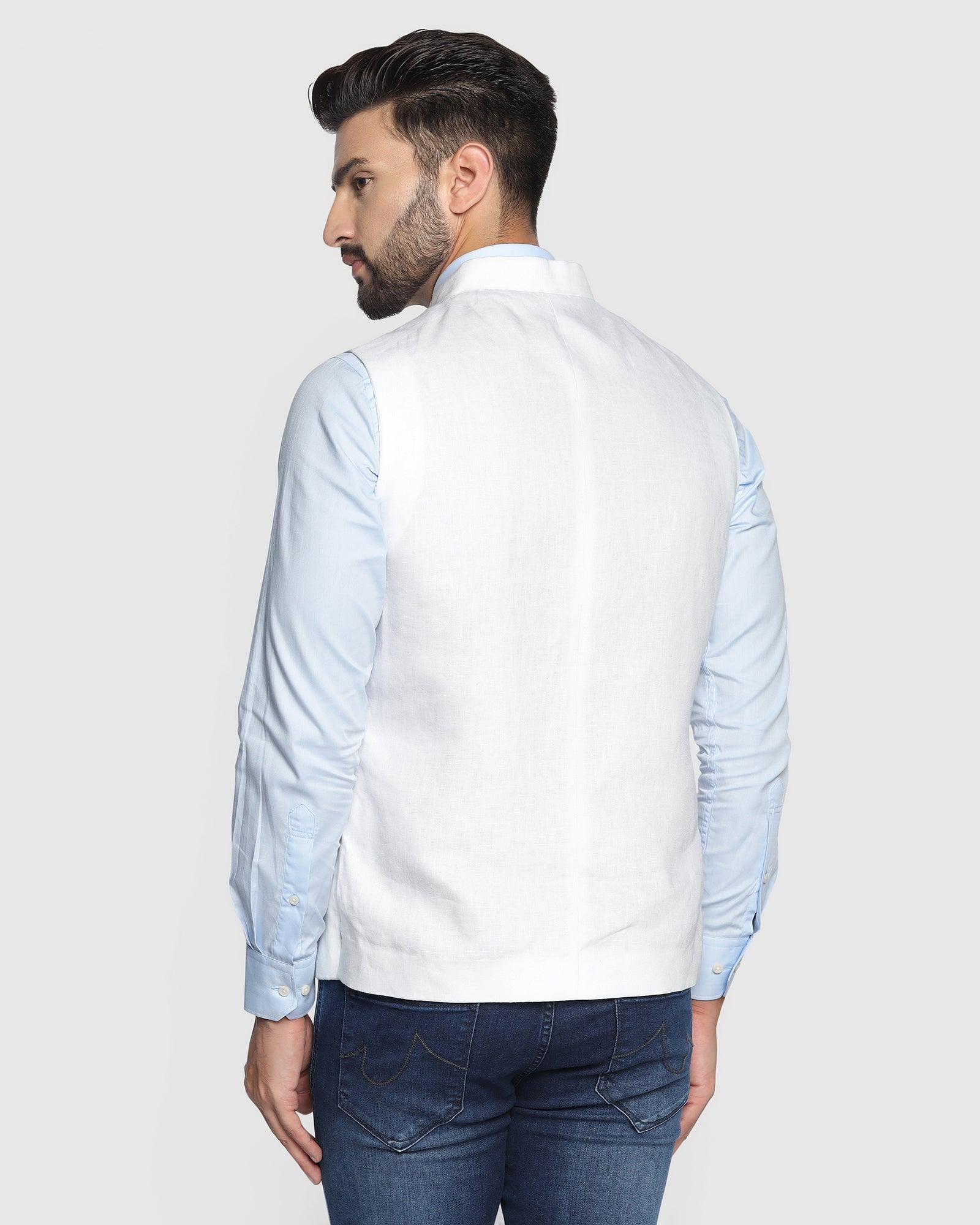 Solid Casual Bandhgala Waistcoat In White (Crew) - Blackberrys