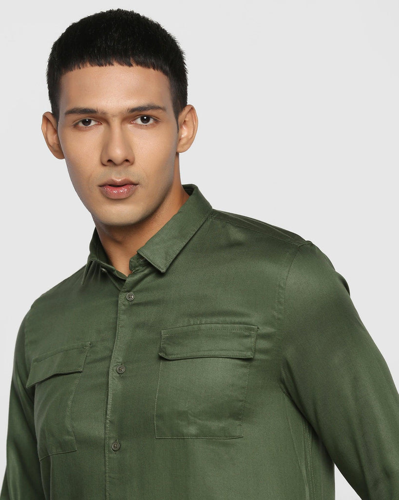 Casual Olive Solid Shirt - Zing