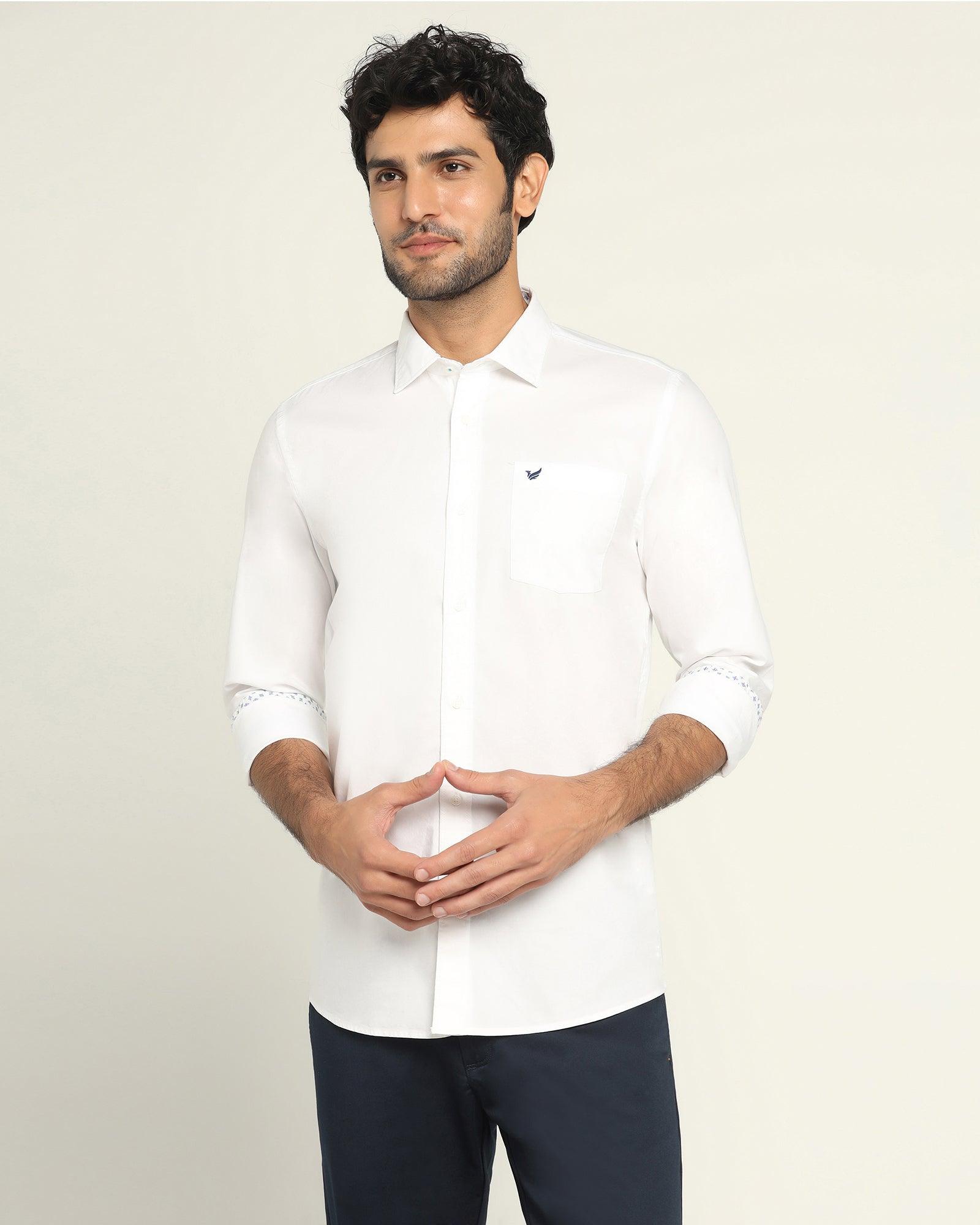 Must Haves Casual White Solid Shirt - Torch