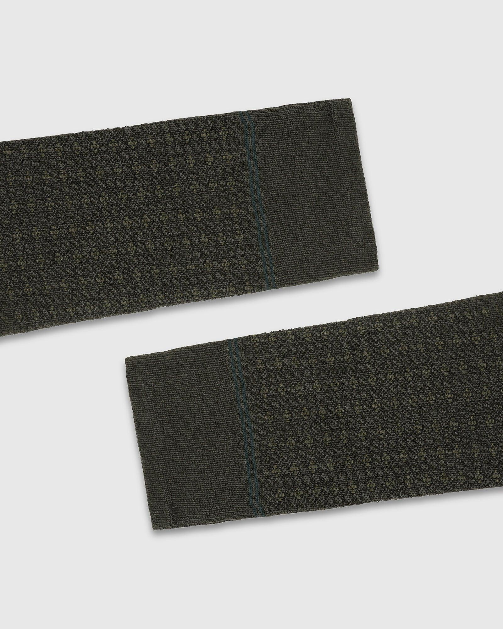 Cotton Dark Olive Textured Socks - Skull - Blackberrys