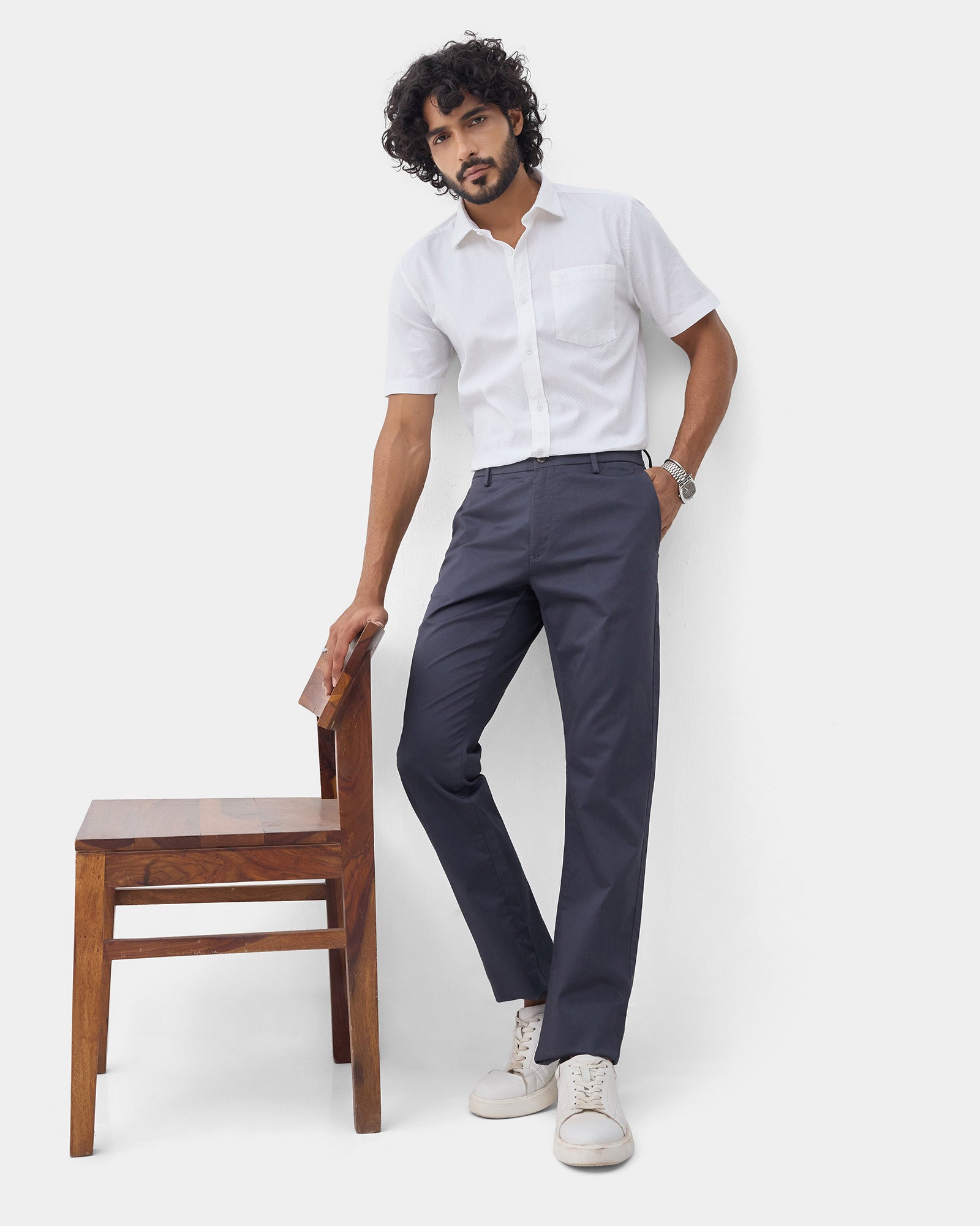 Blue Unwrinkle Solid Khakis - Bromo