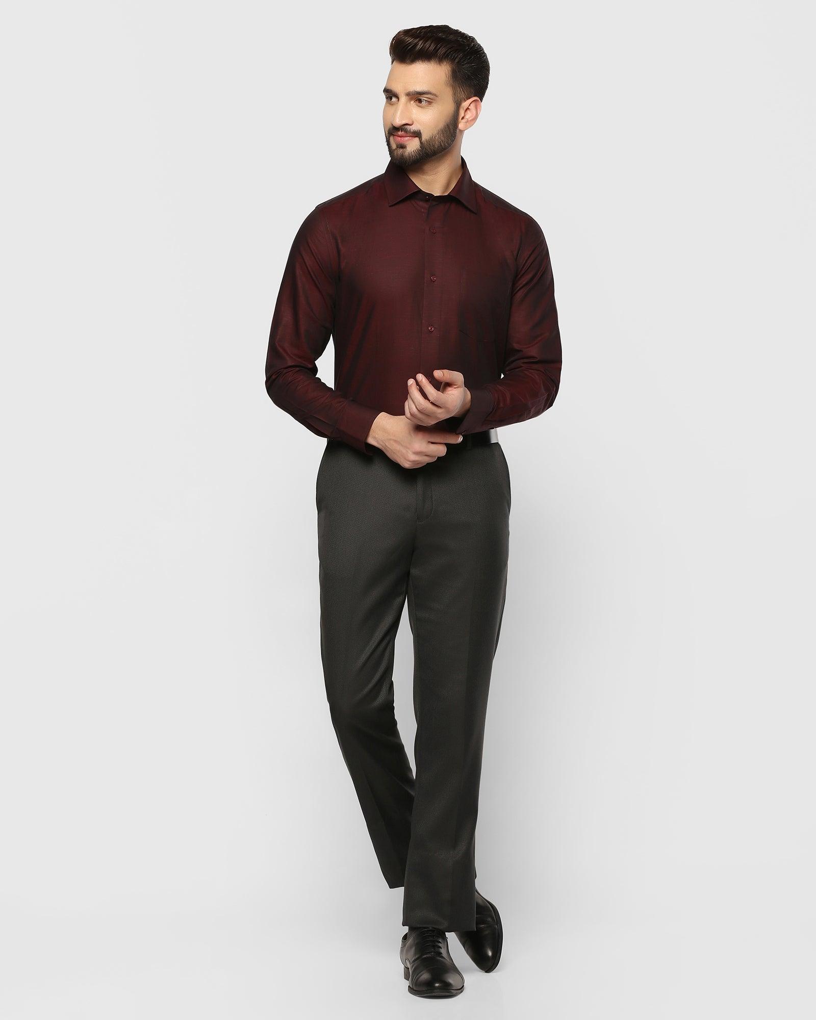 Buy Men Maroon Regular Fit Formal Shirts Online - 218750 | Peter England