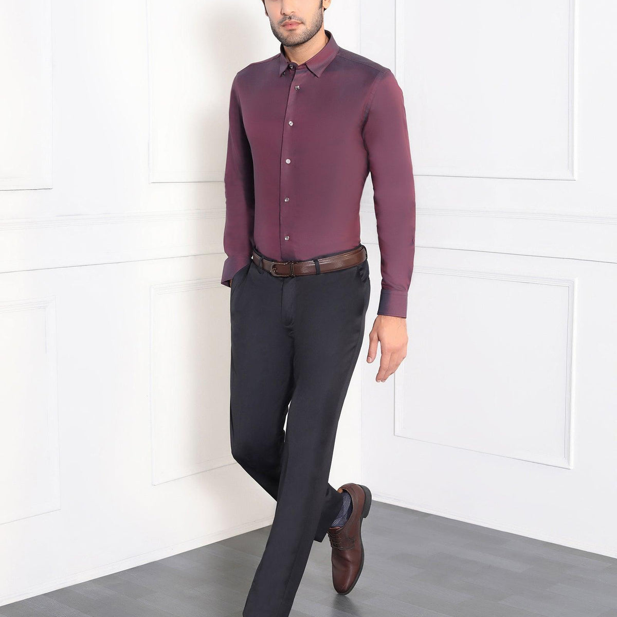 Must Haves Formal Maroon Solid Shirt Silvio