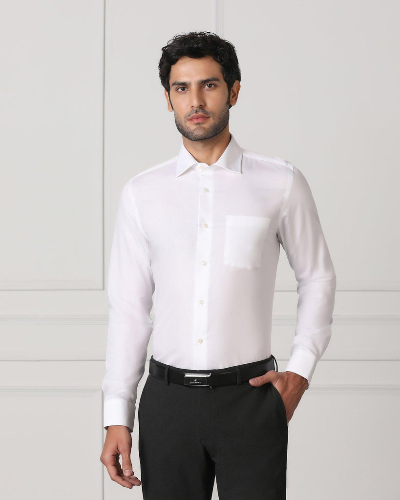 Must Haves Formal White Solid Shirt - Soul