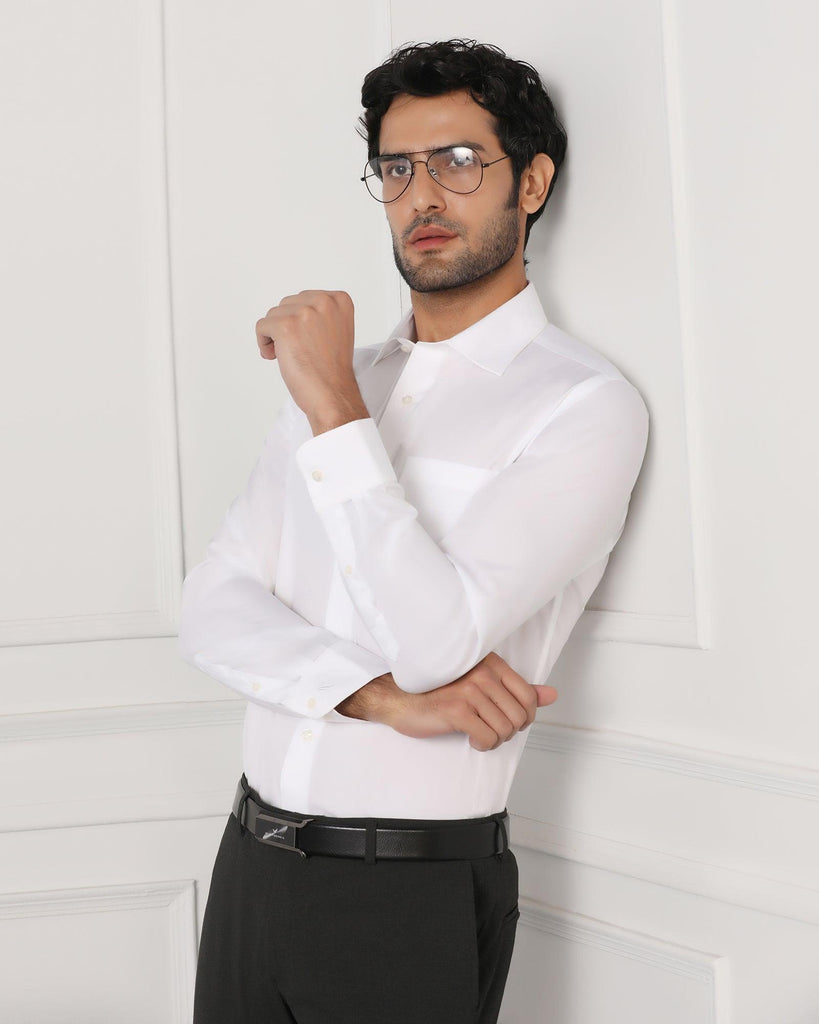 Must Haves Formal White Solid Shirt - Soul