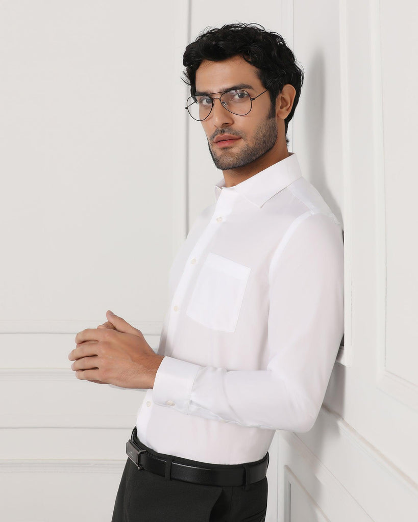 Must Haves Formal White Solid Shirt - Soul