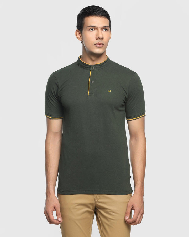 Mandarin Collar Olive Solid T-Shirt - Dom