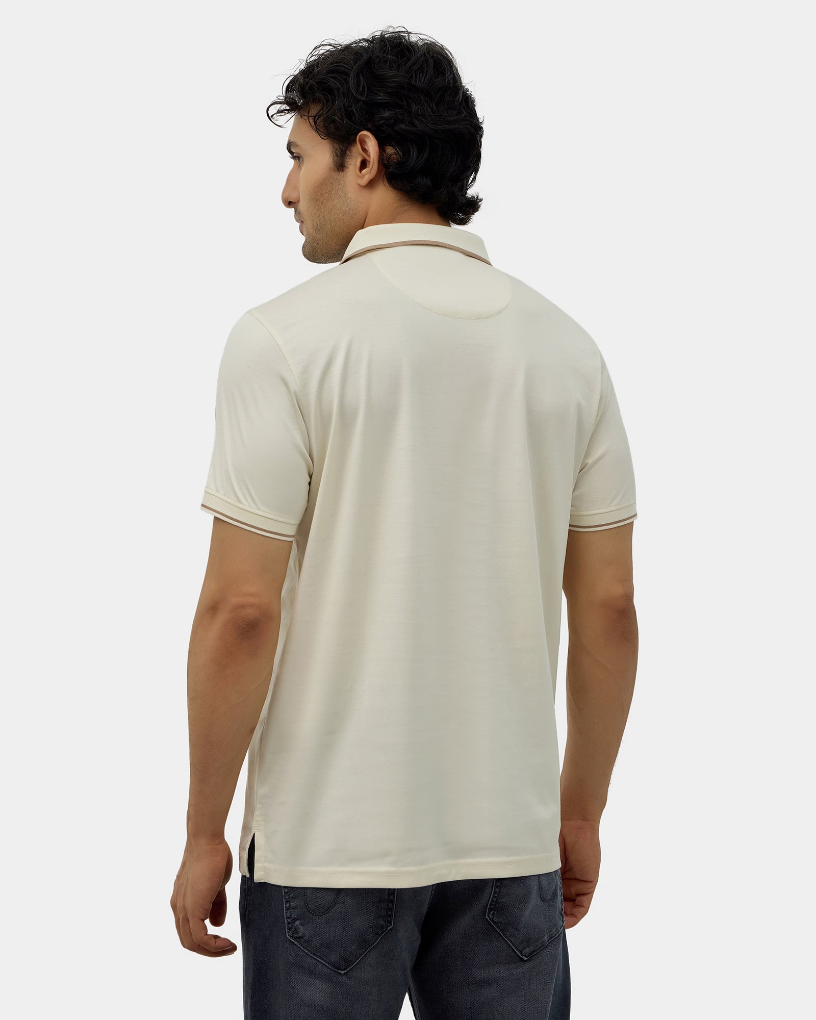 Off White Solid Polo - Ae Ryun