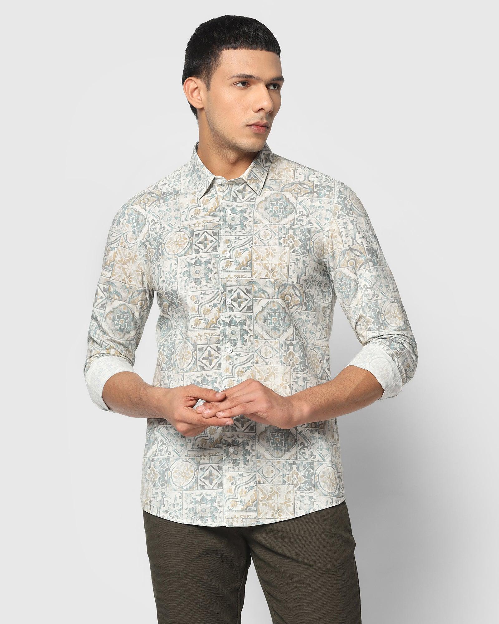 Casual Off White Printed Shirt - Knot