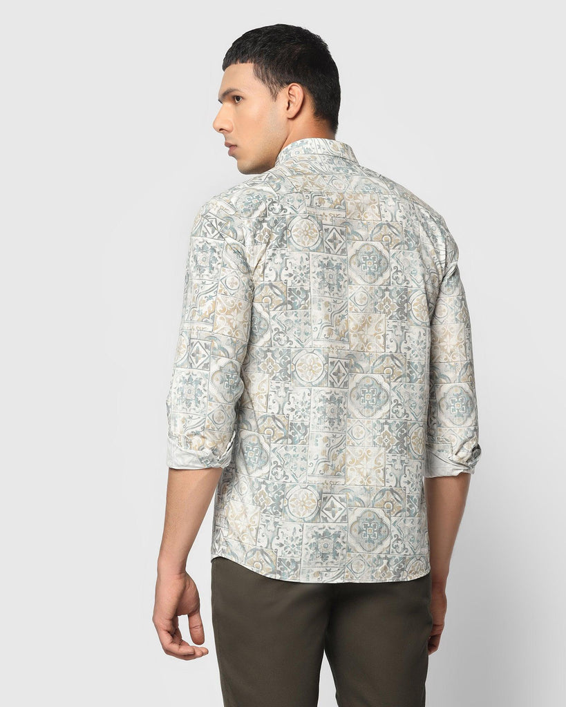 Casual Off White Printed Shirt - Knot