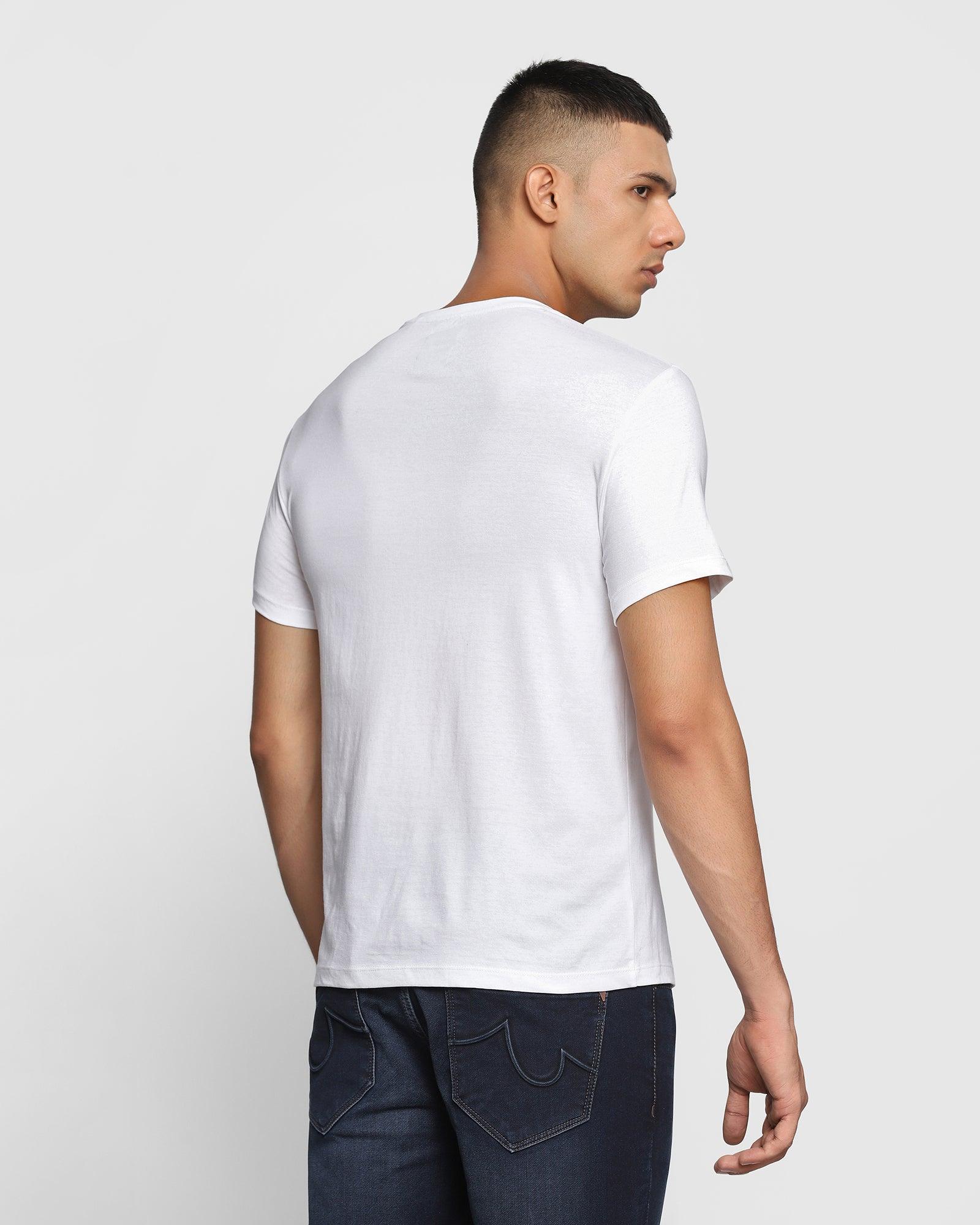 Printed Crew Neck T Shirt In White (Shine) - Blackberrys