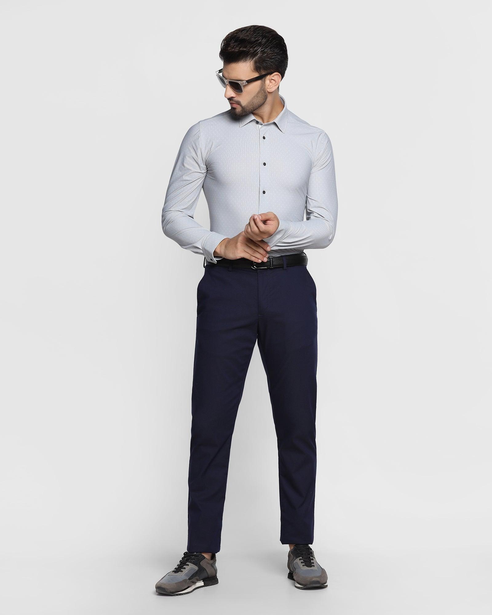 Would you wear a dark blue shirt with grey pants? - Quora