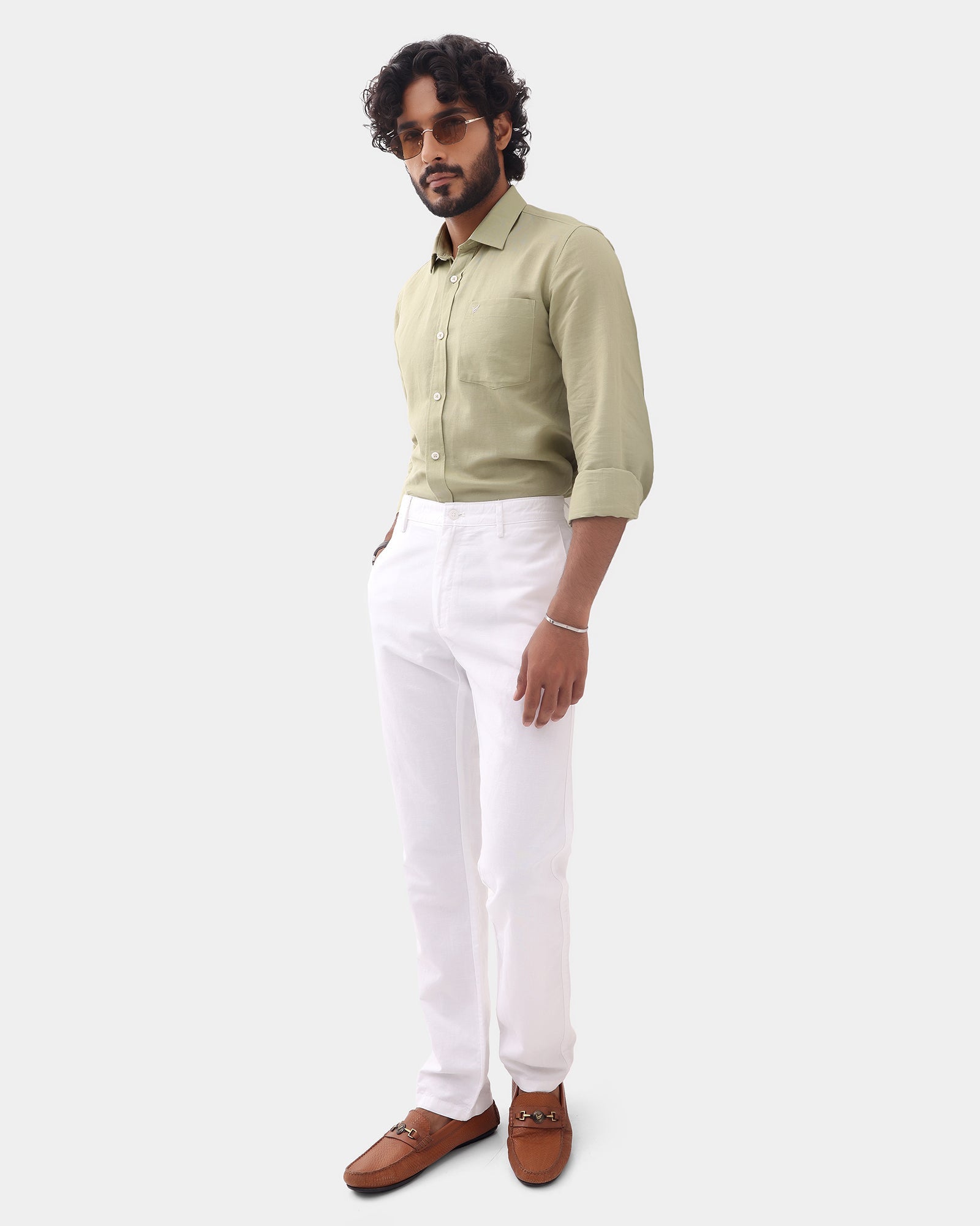 Must Haves White Solid Khakis - Kinsley