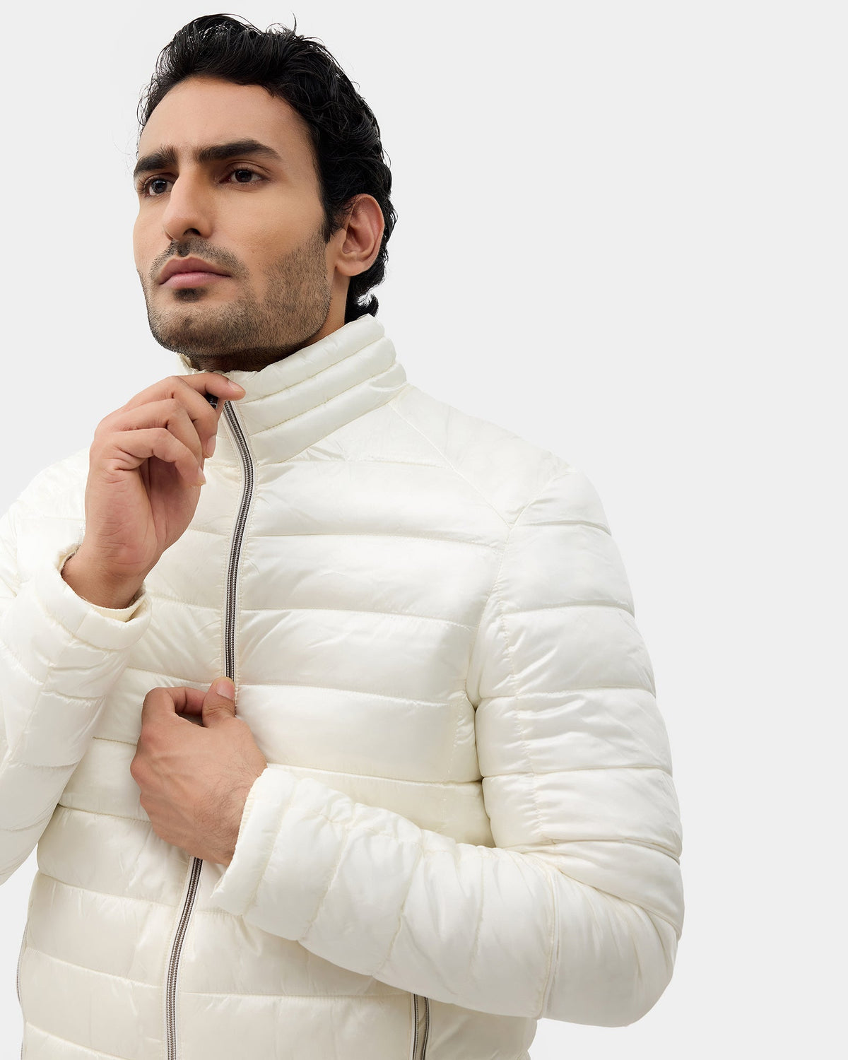 White Solid Product - Kratos