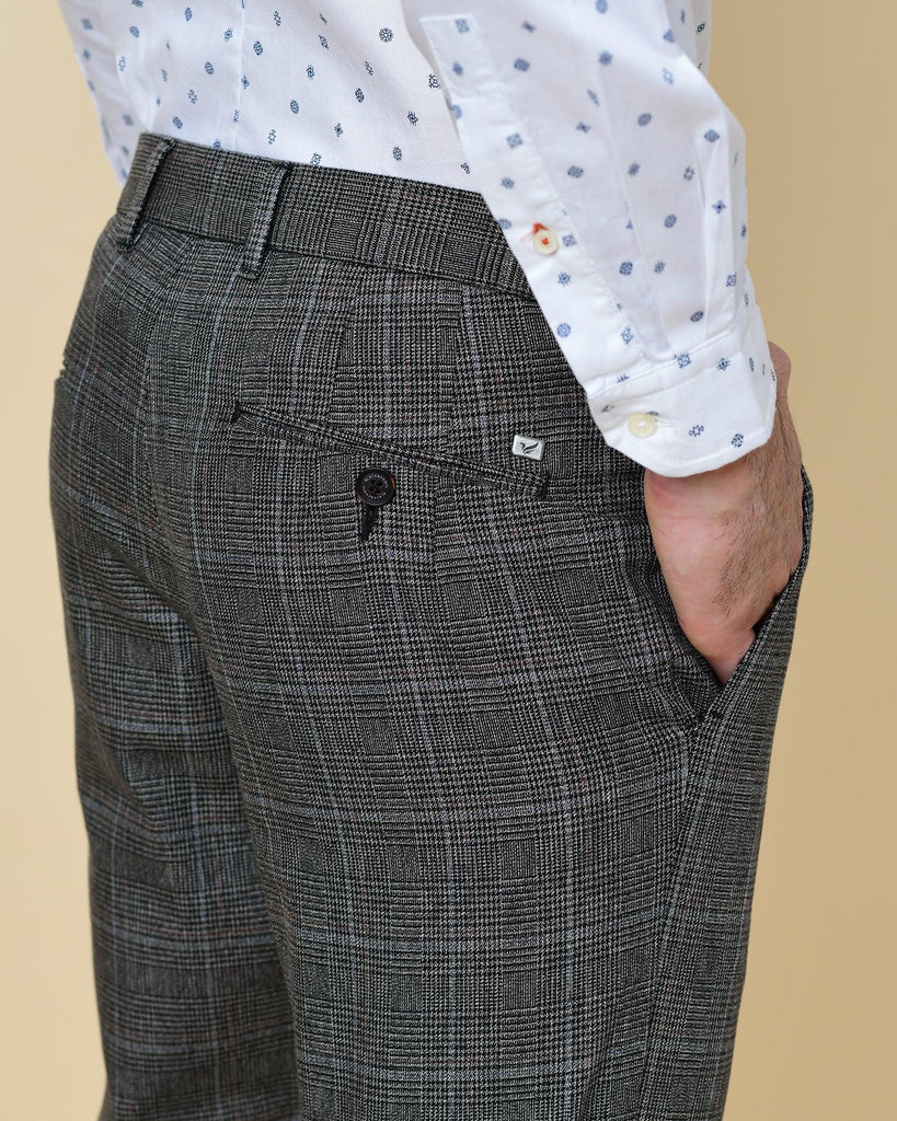 Super Slim Phoenix Casual Black Check Khakis - Ola