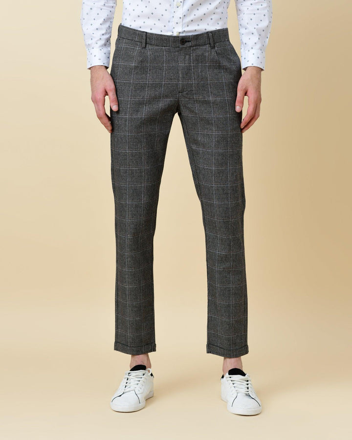 Super Slim Phoenix Casual Black Check Khakis - Ola