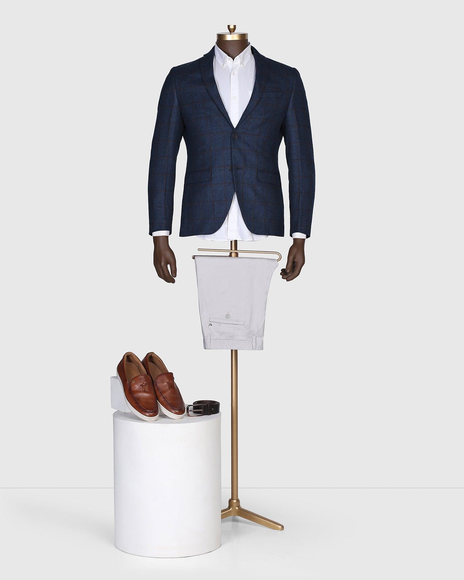Navy Blazer  Cream Trousers A bunch of threads on what trousers go best  with a navy blazer httpwwwstyleforumnet  Navy blazer Cream  trousers Trousers