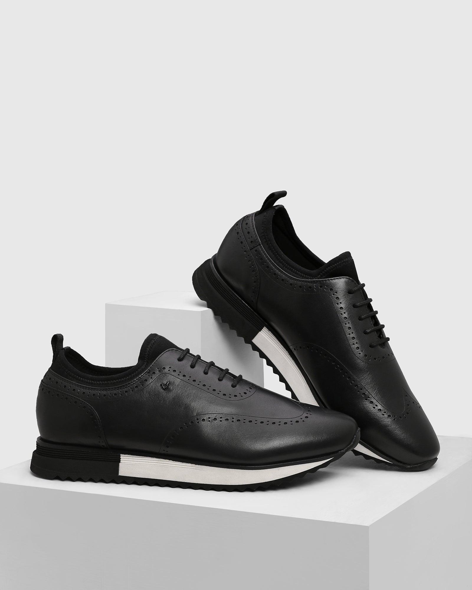 Leather Casual Black Solid Sneakers - Prola