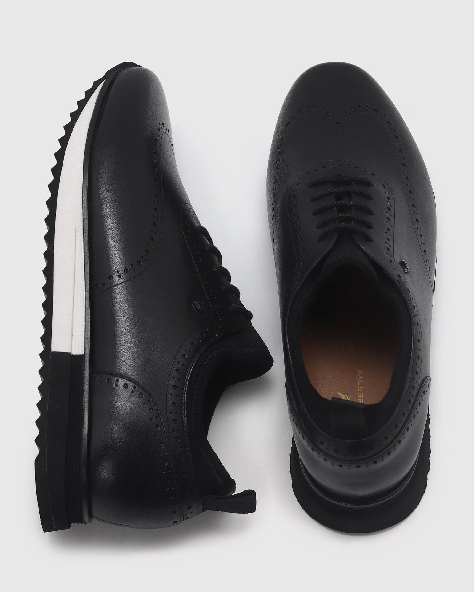 Leather Casual Black Solid Sneakers - Prola