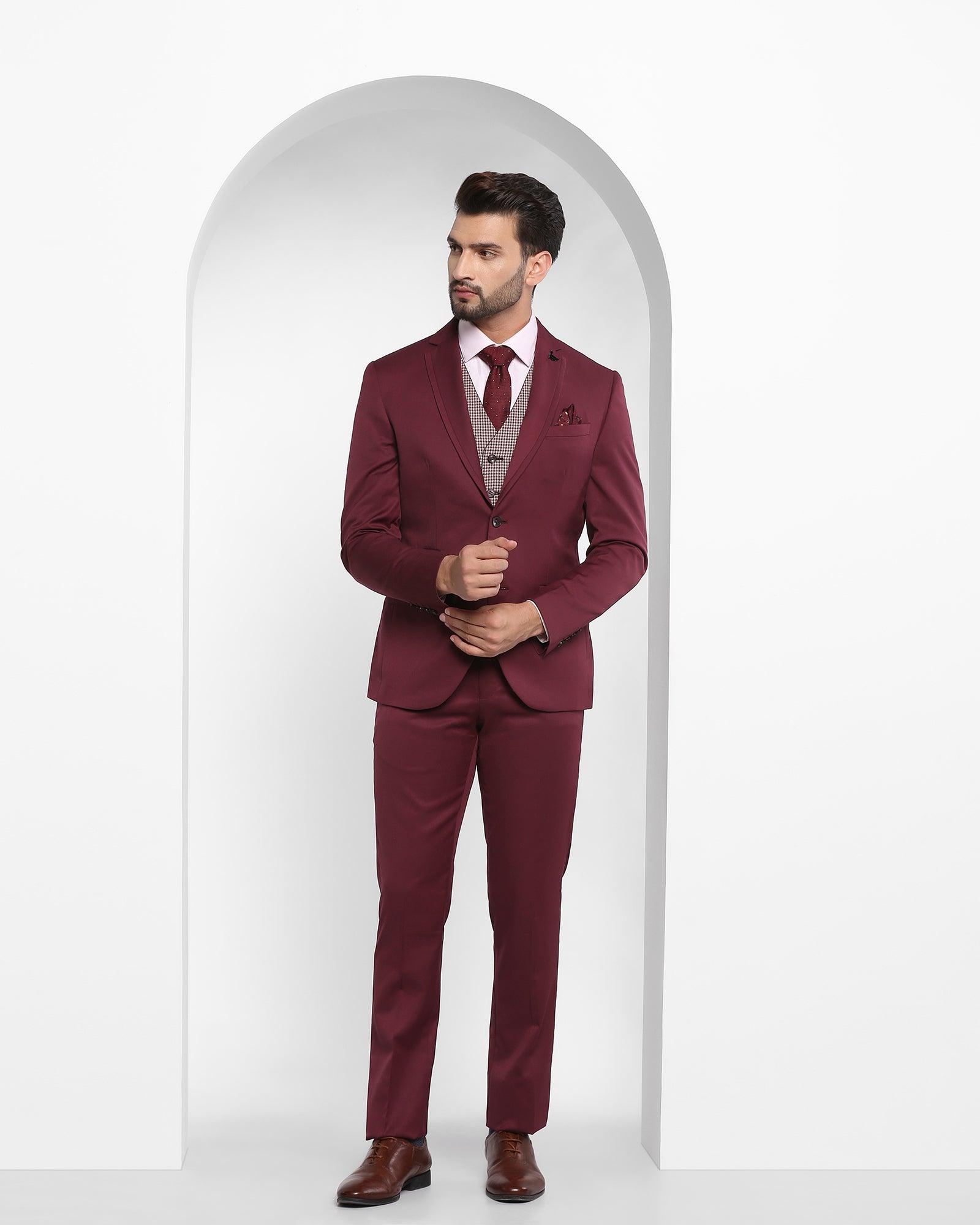 Multitude 6X Maroon Solid Formal Suit - Throne